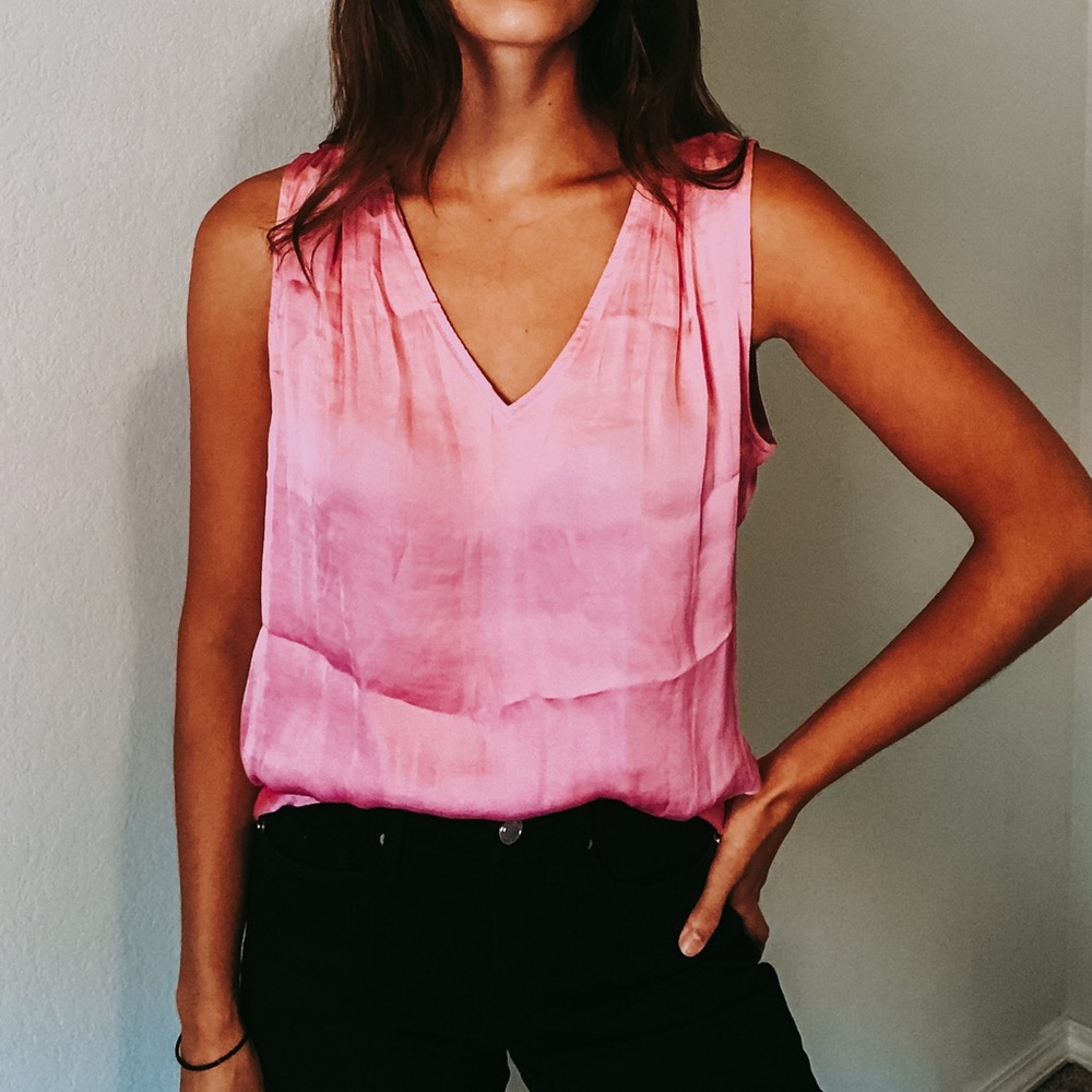 🤩Pink Satin Banana Republic Tank Top